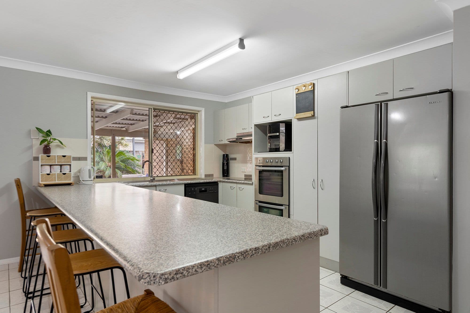8 Robinson Court, Berrinba QLD 4117, Berrinba - Thumbnail 8