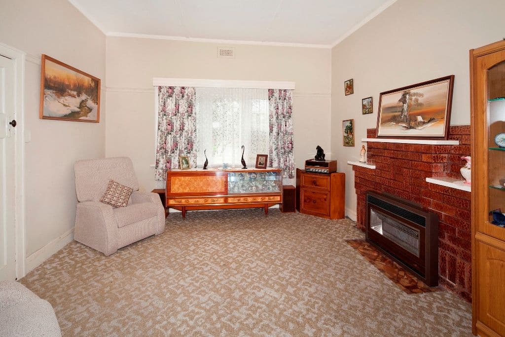 704 Windermere Street South, REDAN VIC 3350, Redan - Thumbnail 2