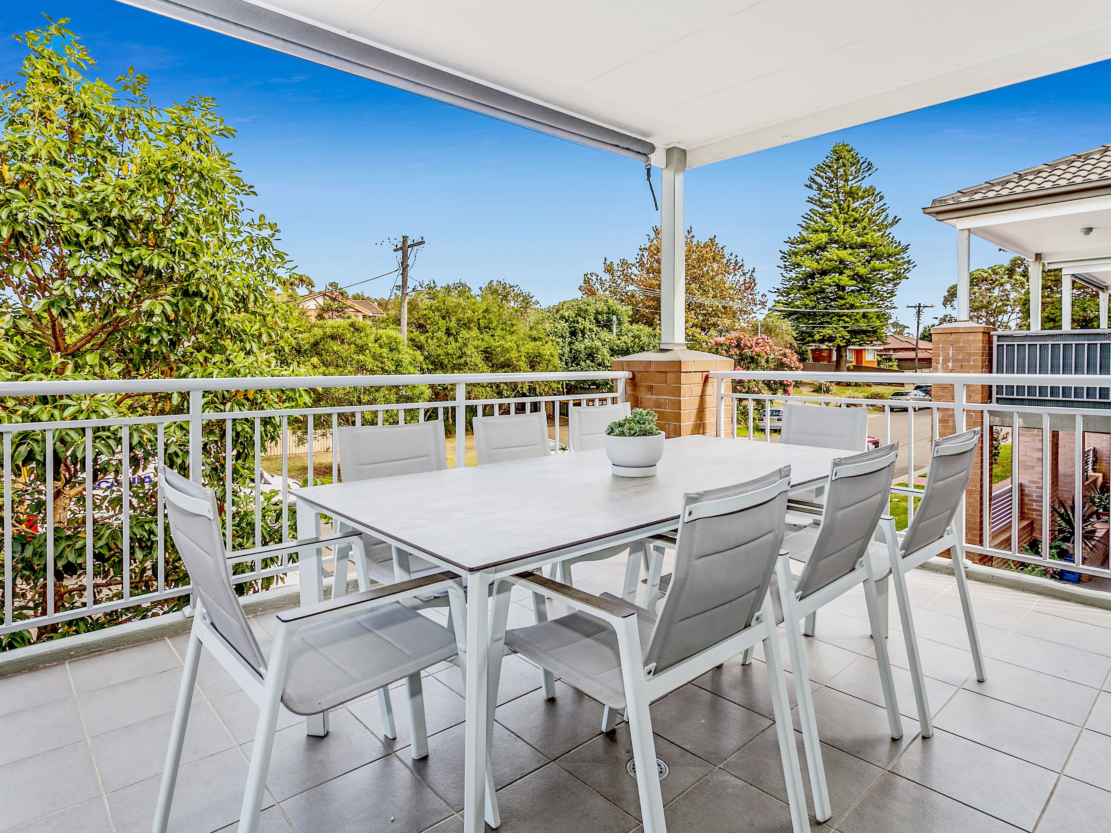 11 Stuart Street, Helensburgh NSW 2508, Helensburgh - Image 1