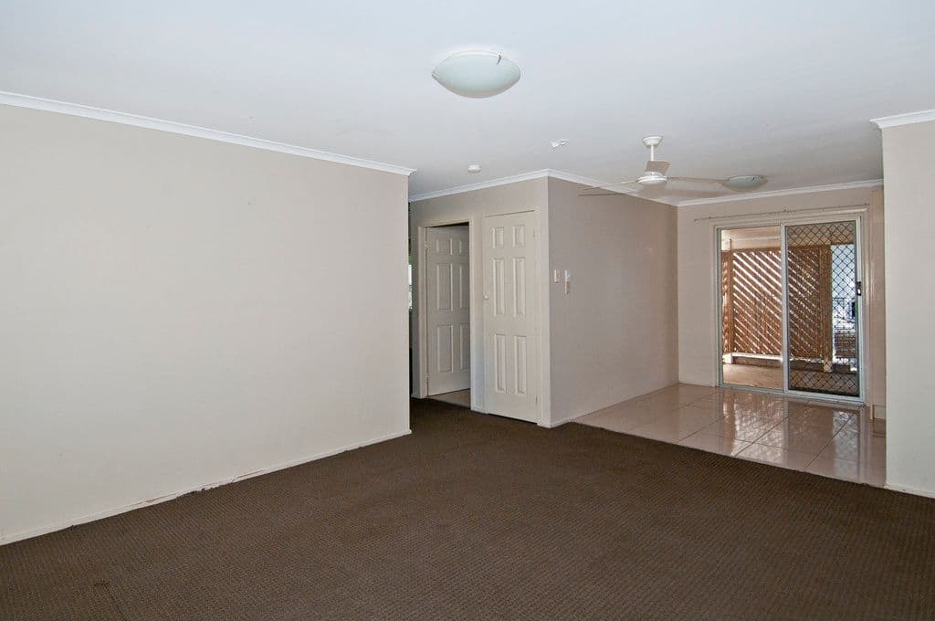 19 Crest Street, Beenleigh QLD 4207, Beenleigh - Thumbnail 3