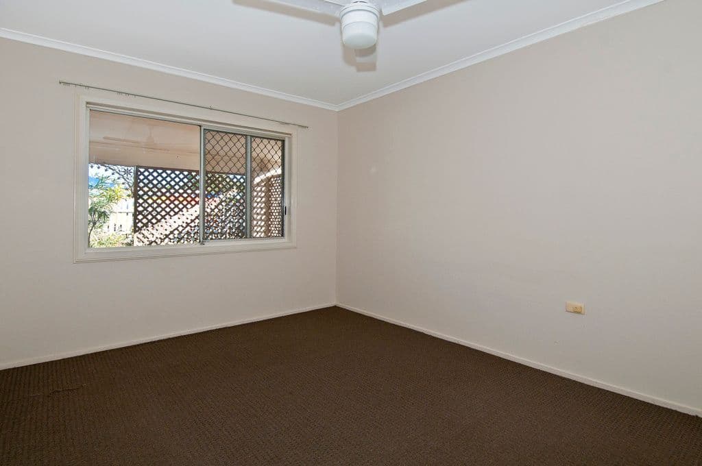 19 Crest Street, Beenleigh QLD 4207, Beenleigh - Thumbnail 5