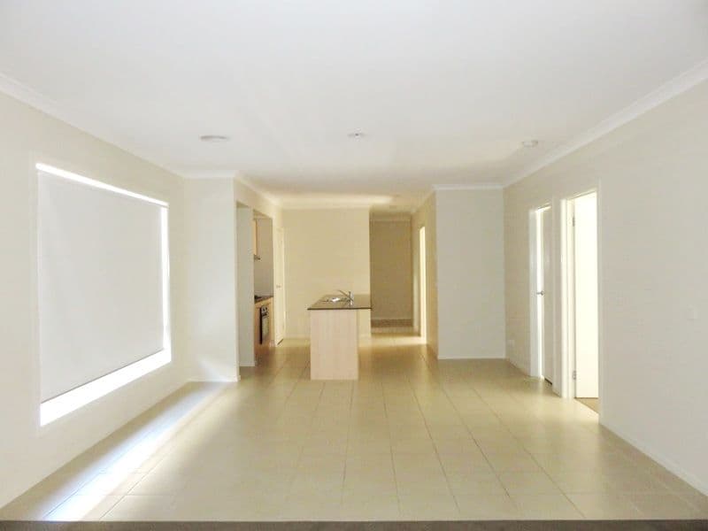 3 Blaimore Way, Mernda VIC 3754, Mernda - Thumbnail 3