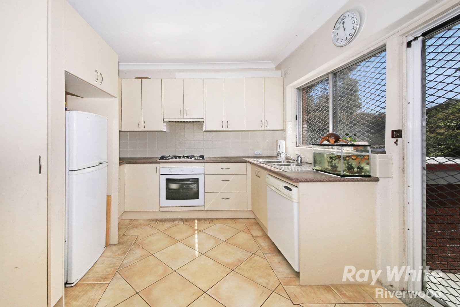 15 Parry Avenue, Narwee NSW 2209, Narwee - Thumbnail 4