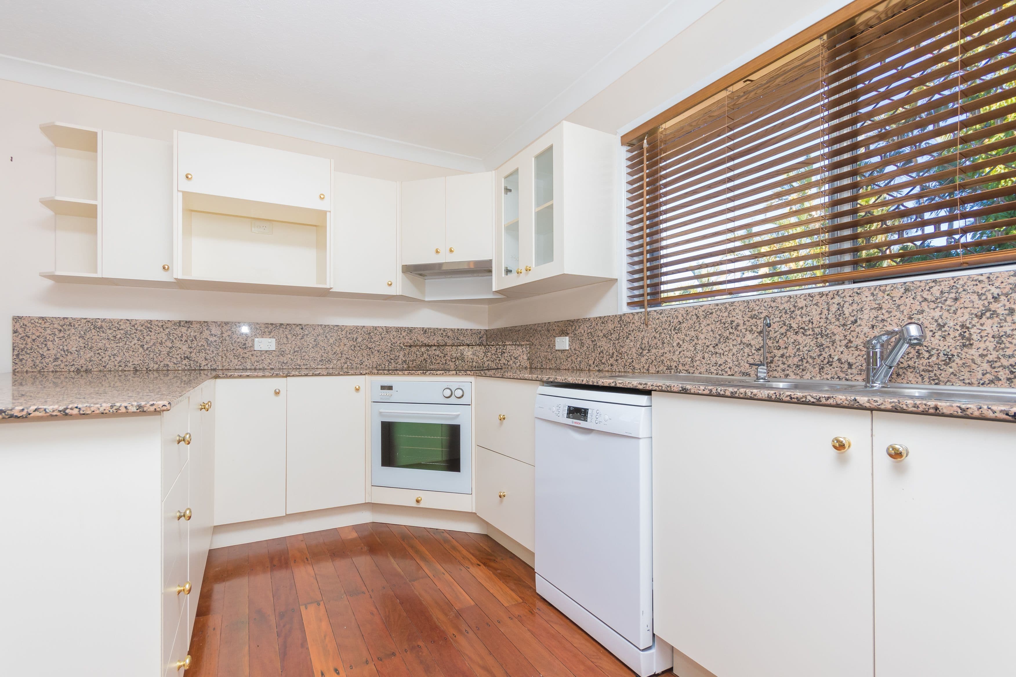 14 Grahams Road, Strathpine QLD 4500, Strathpine - Thumbnail 6