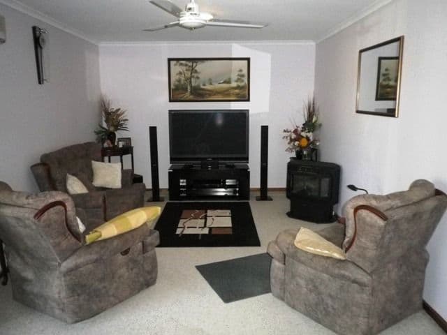 42B Gunther Avenue, Springvale, VIC, 3171, Springvale - Thumbnail 2