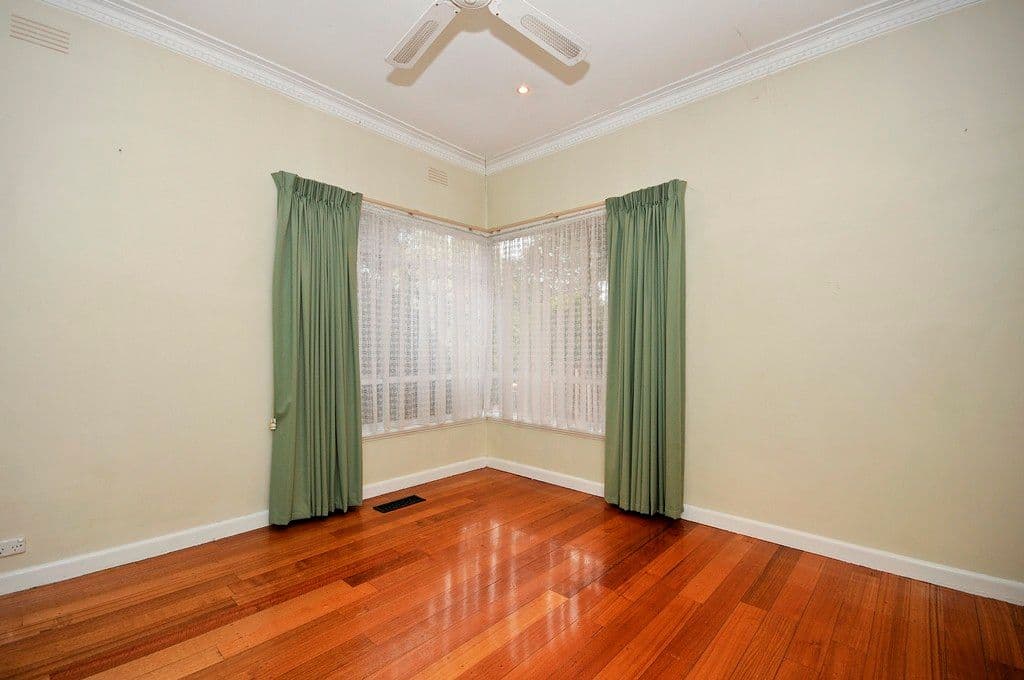 38 MANDOWIE Crescent, CROYDON VIC 3136, Croydon - Thumbnail 6