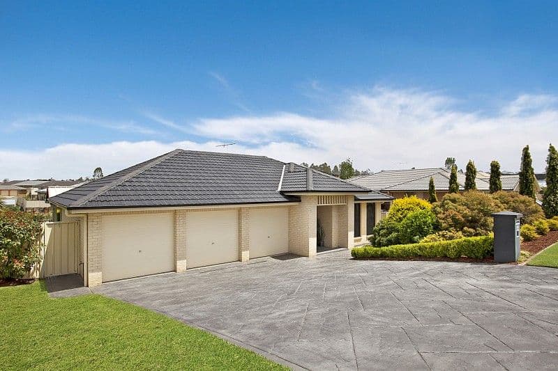 225 Denton Park Drive, ABERGLASSLYN NSW 2320, Aberglasslyn - Image 1