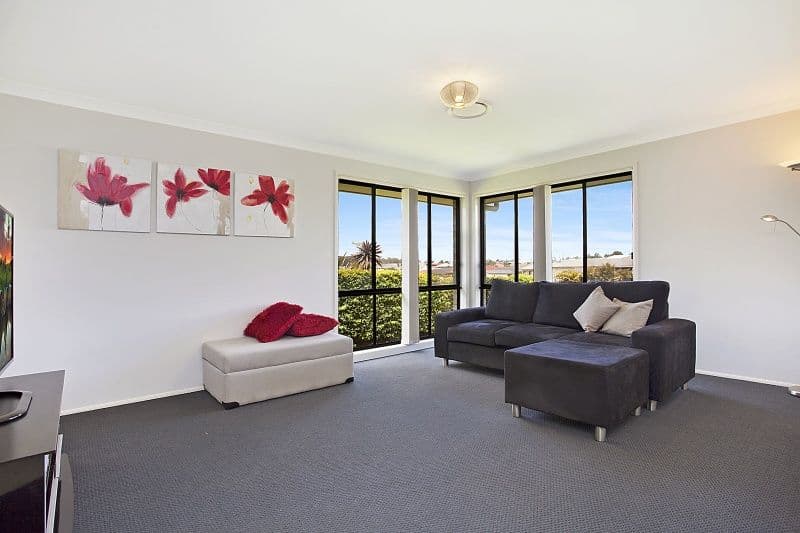 225 Denton Park Drive, ABERGLASSLYN NSW 2320, Aberglasslyn - Thumbnail 3