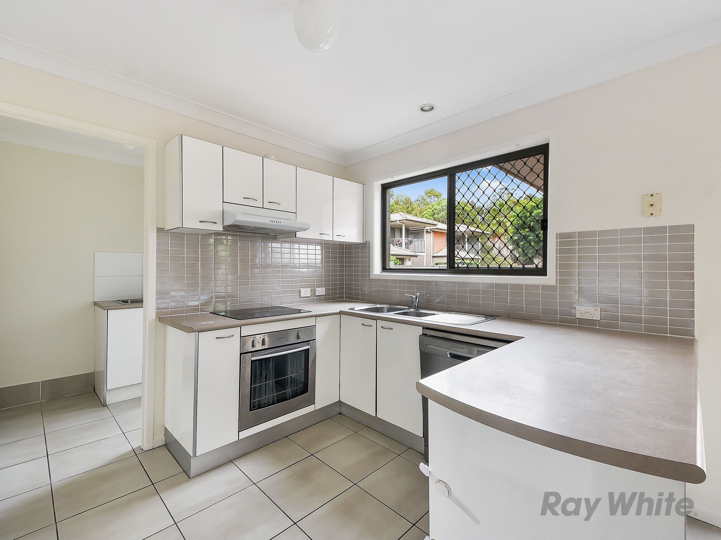 7 Tania Street, Bracken Ridge QLD 4017, Bracken Ridge - Thumbnail 3
