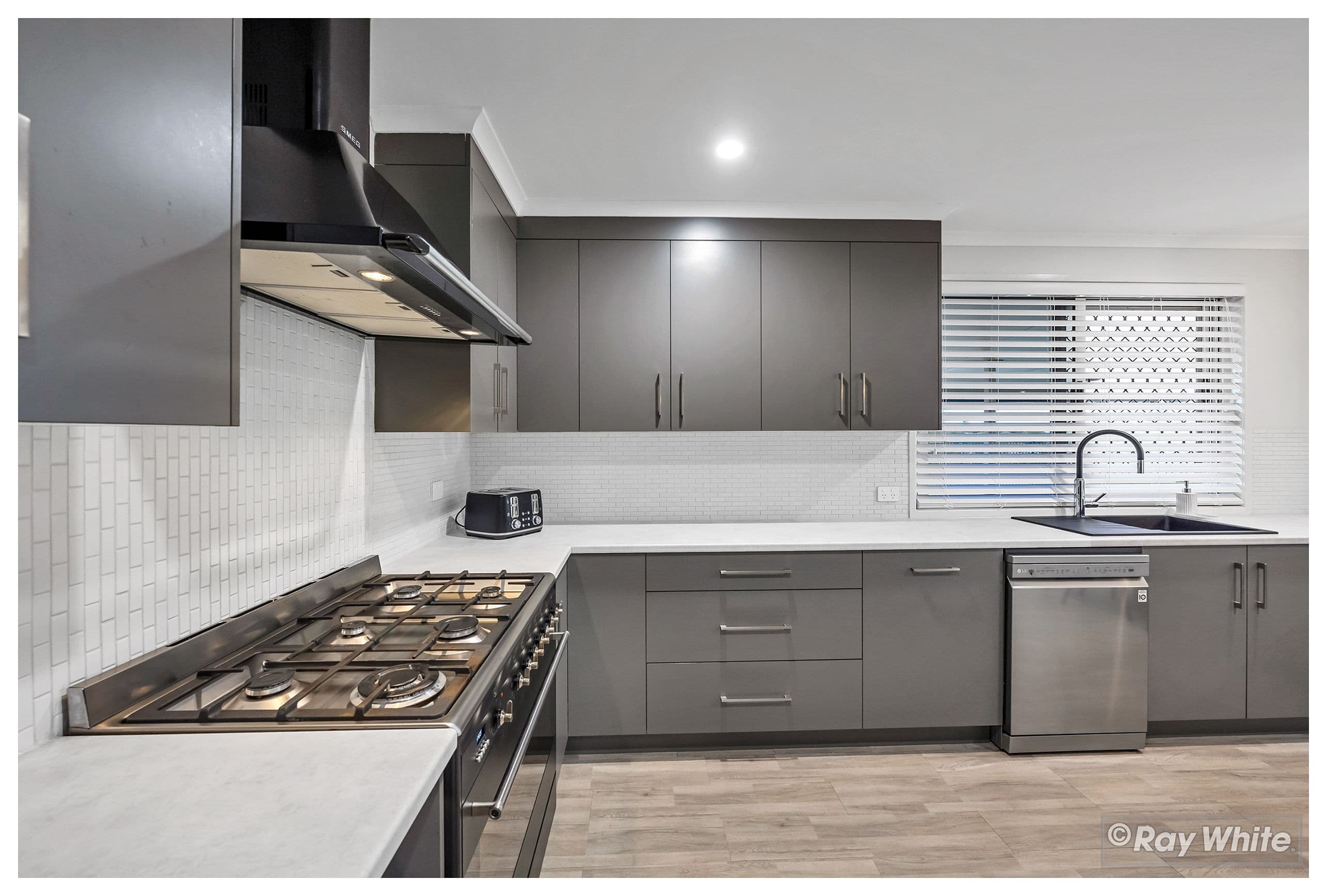 29-31 Rachael Close, Rockyview QLD 4701, Rockyview - Thumbnail 3
