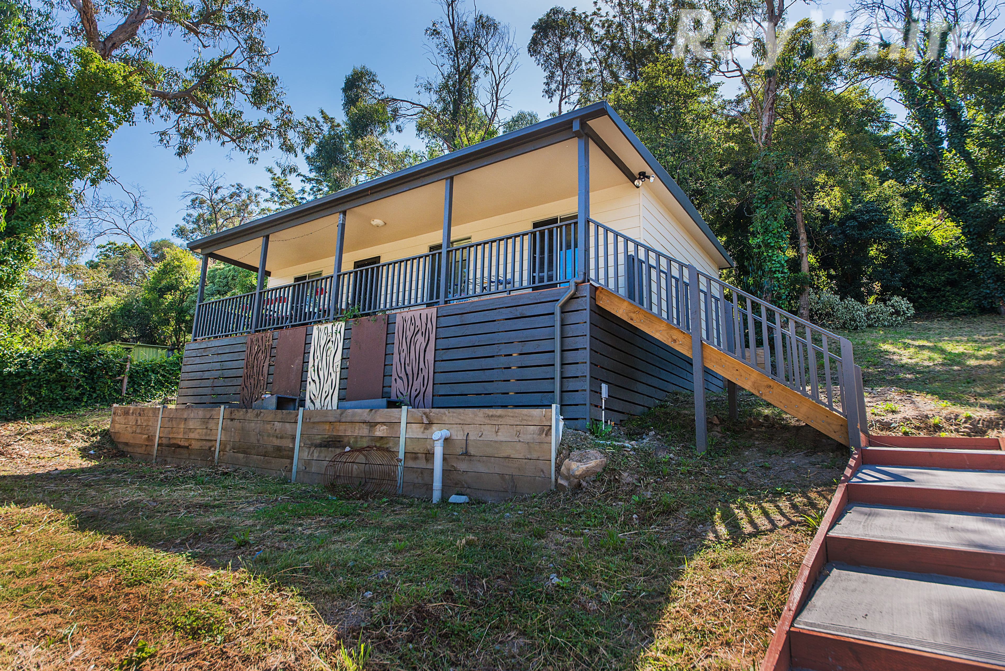 21 Beauview Parade, Ivanhoe East, Ivanhoe East - Image 1