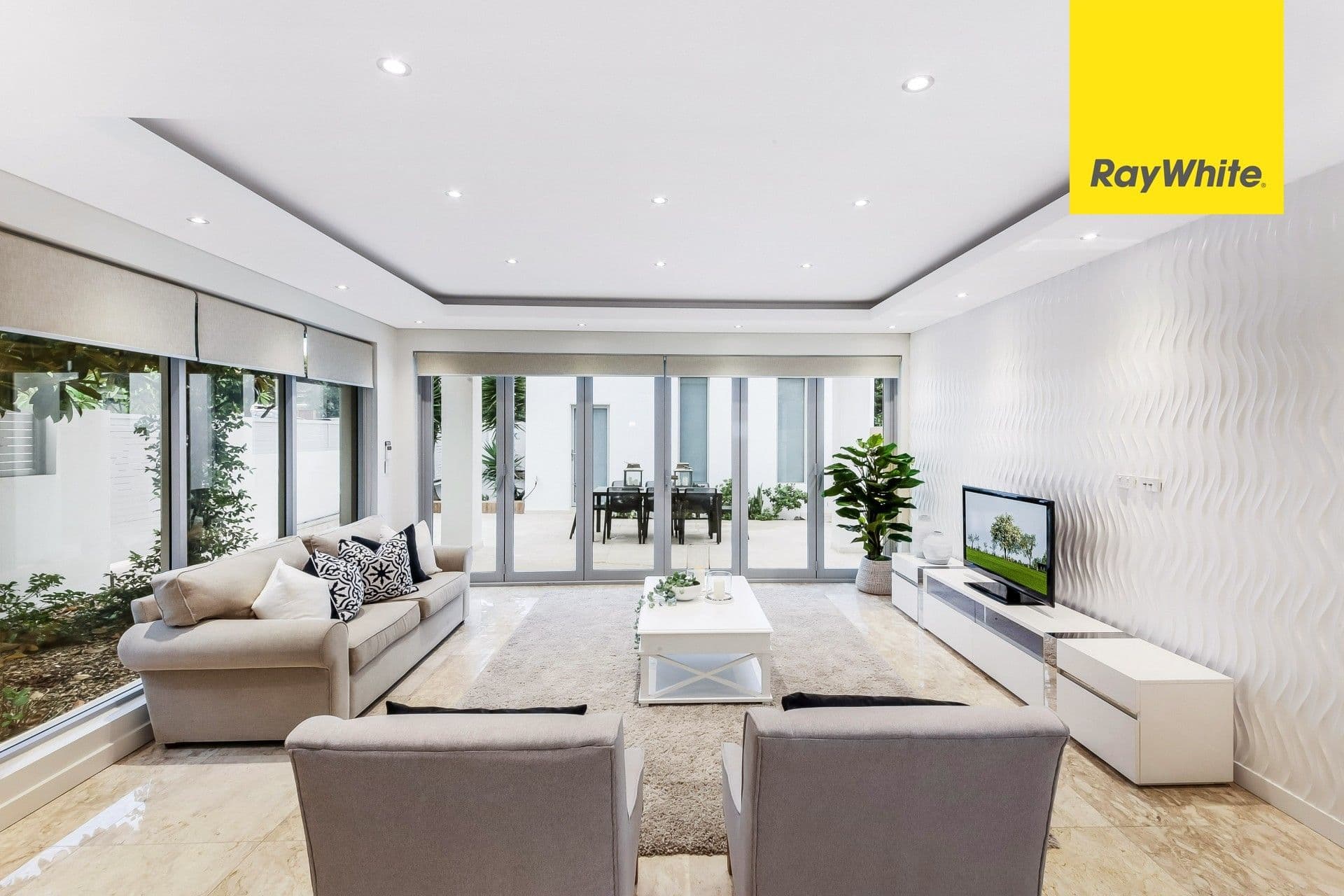 6 Westbourne Street, Bexley NSW 2207, Bexley - Thumbnail 2