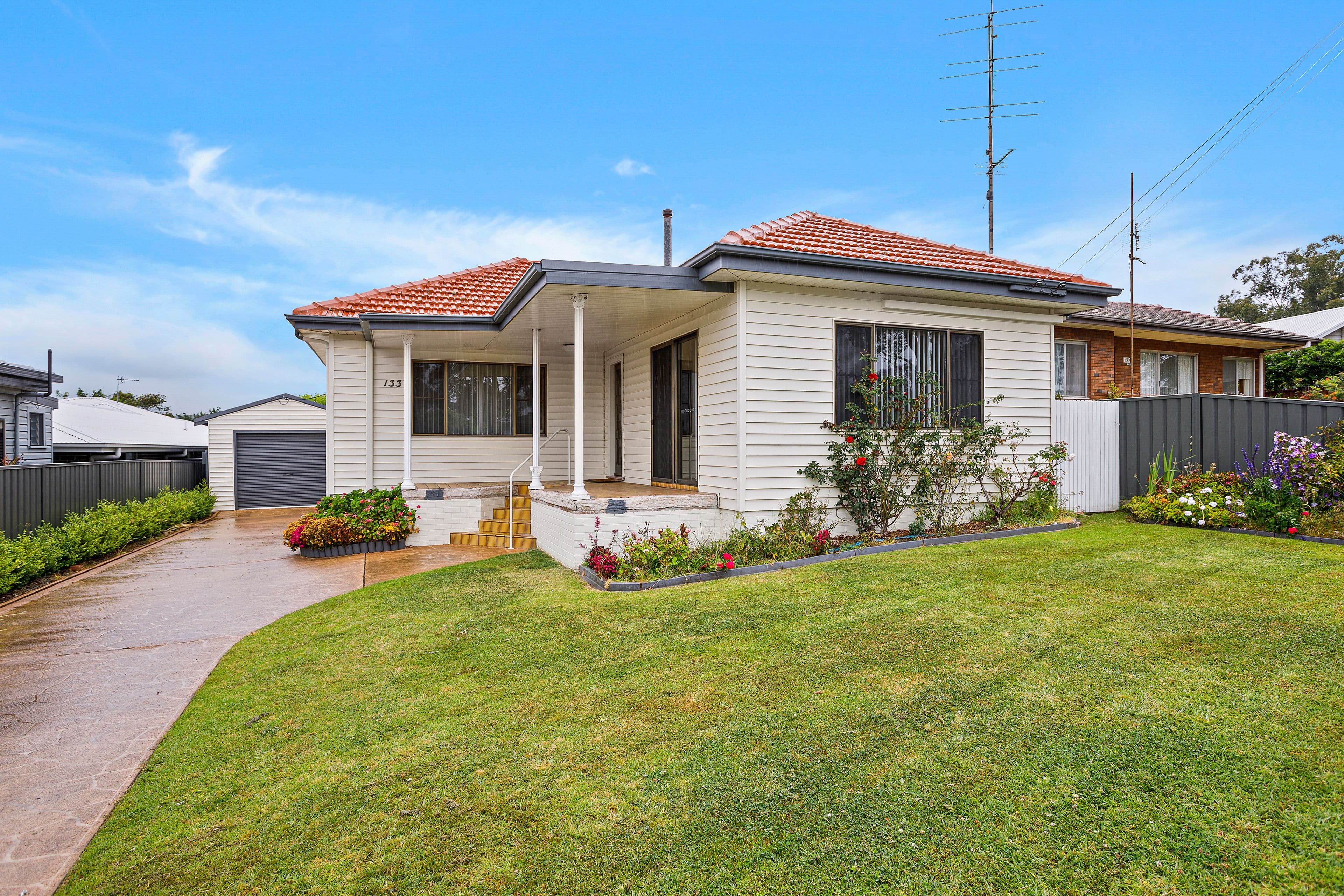 133 Barton Street, Oak Flats NSW 2529, Oak Flats - Image 1