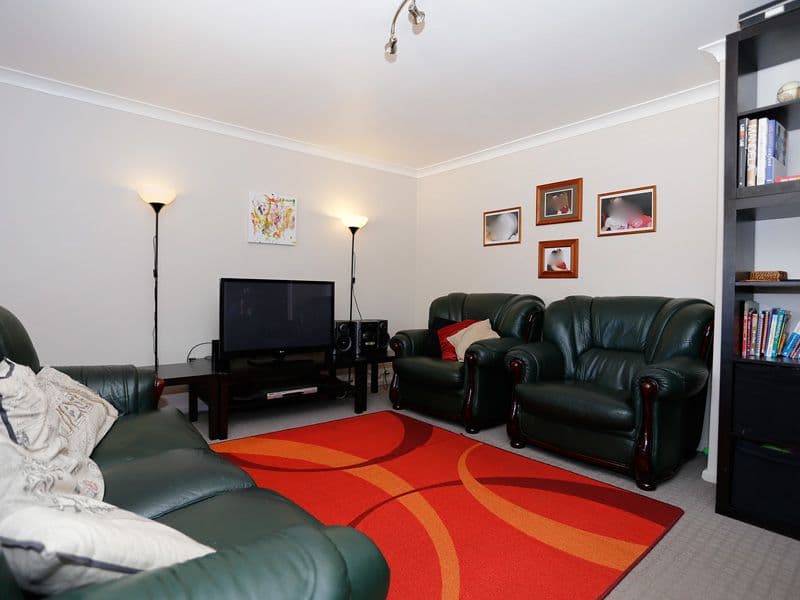 92 Maguire Avenue, BEECHBORO WA 6063, Beechboro - Thumbnail 3