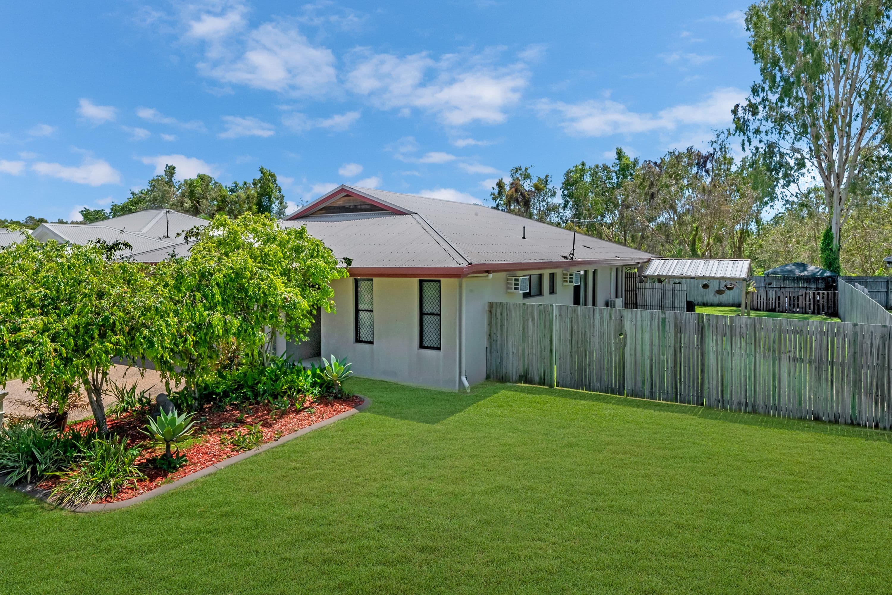 18 Kirrama Court, Bushland Beach QLD 4818, Bushland Beach - Thumbnail 2