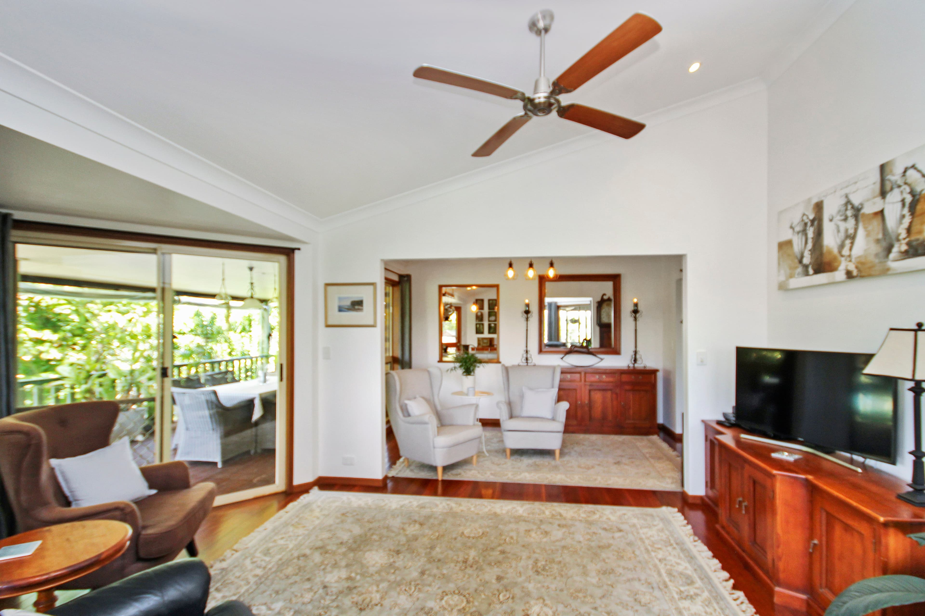 19 Clearview Drive, Glass House Mountains QLD 4518, Glass House Mountains - Thumbnail 5