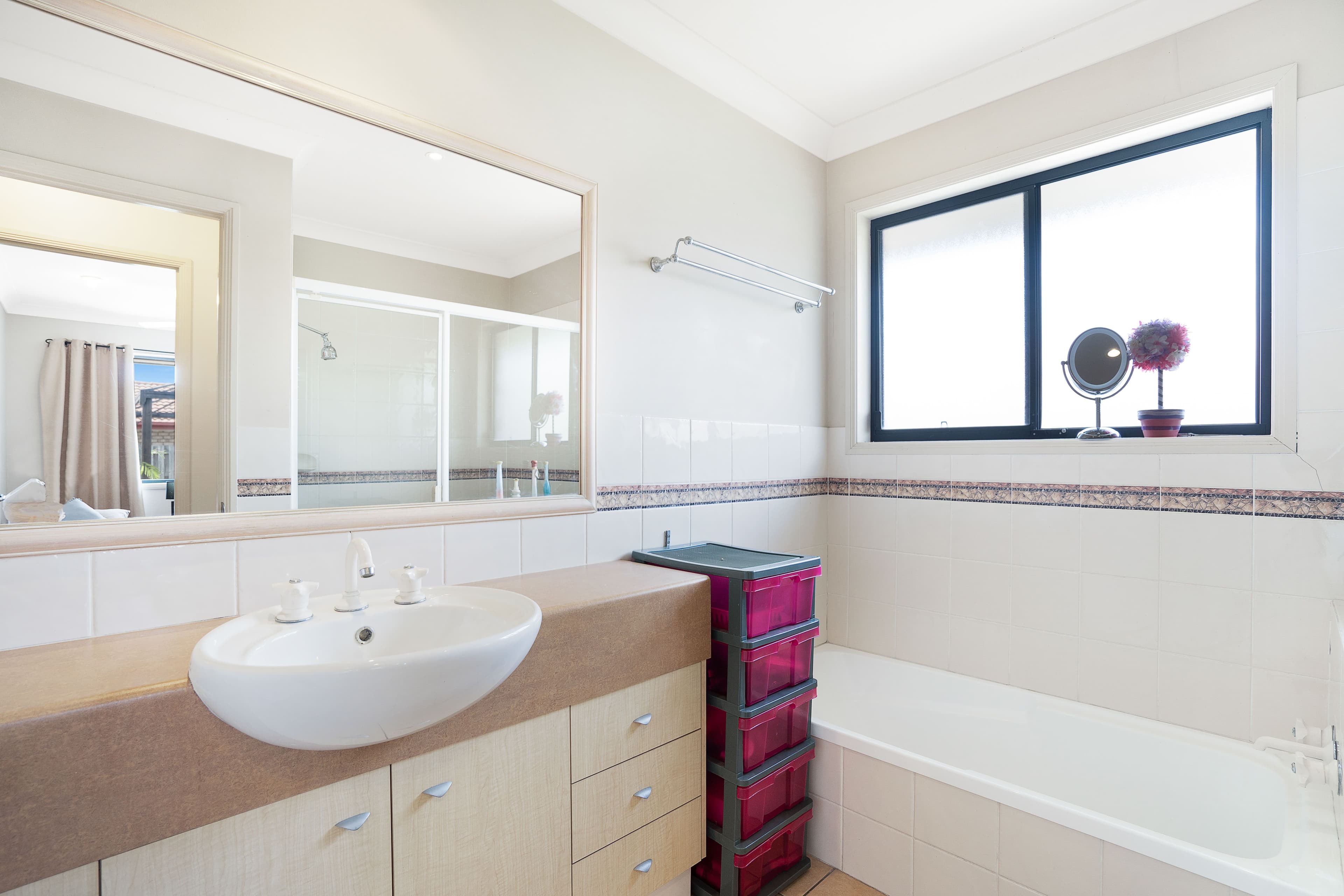 19 Meadow Way, Upper Coomera QLD 4209, Upper Coomera - Thumbnail 3