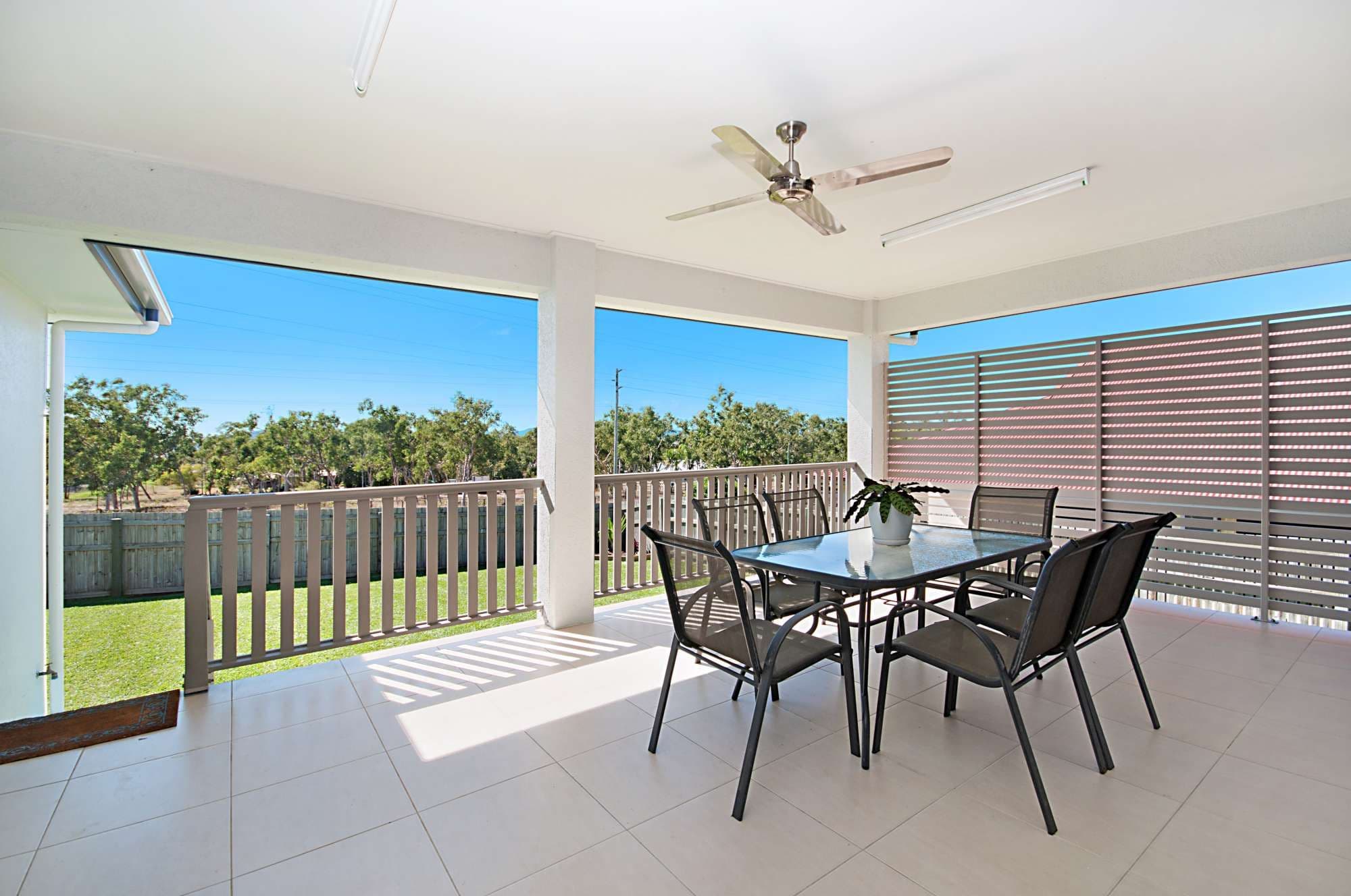 18 Palomar Court, MOUNT LOUISA QLD 4814, Mount Louisa - Thumbnail 3