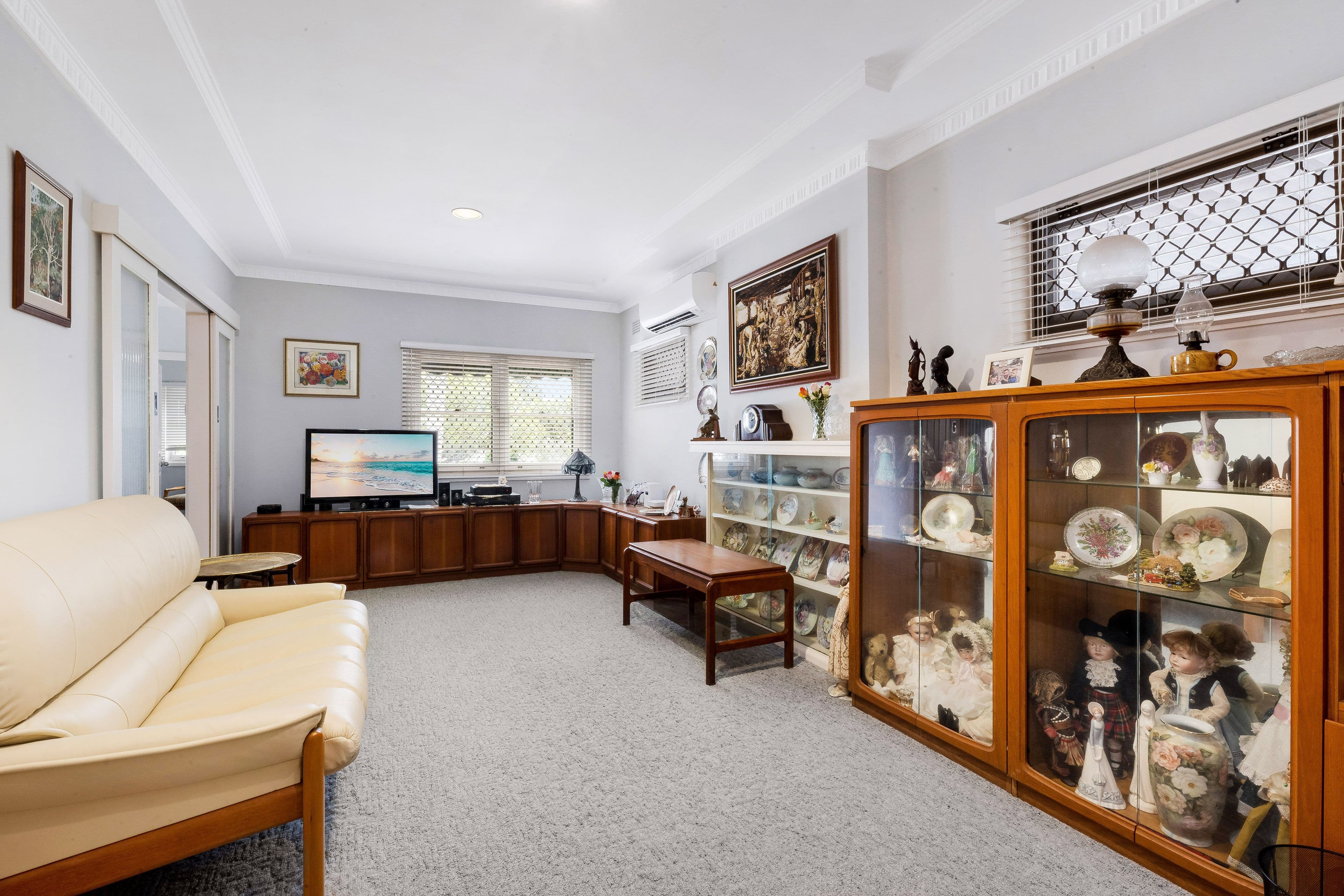 27 Milford Avenue, Panania NSW 2213, Panania - Thumbnail 3