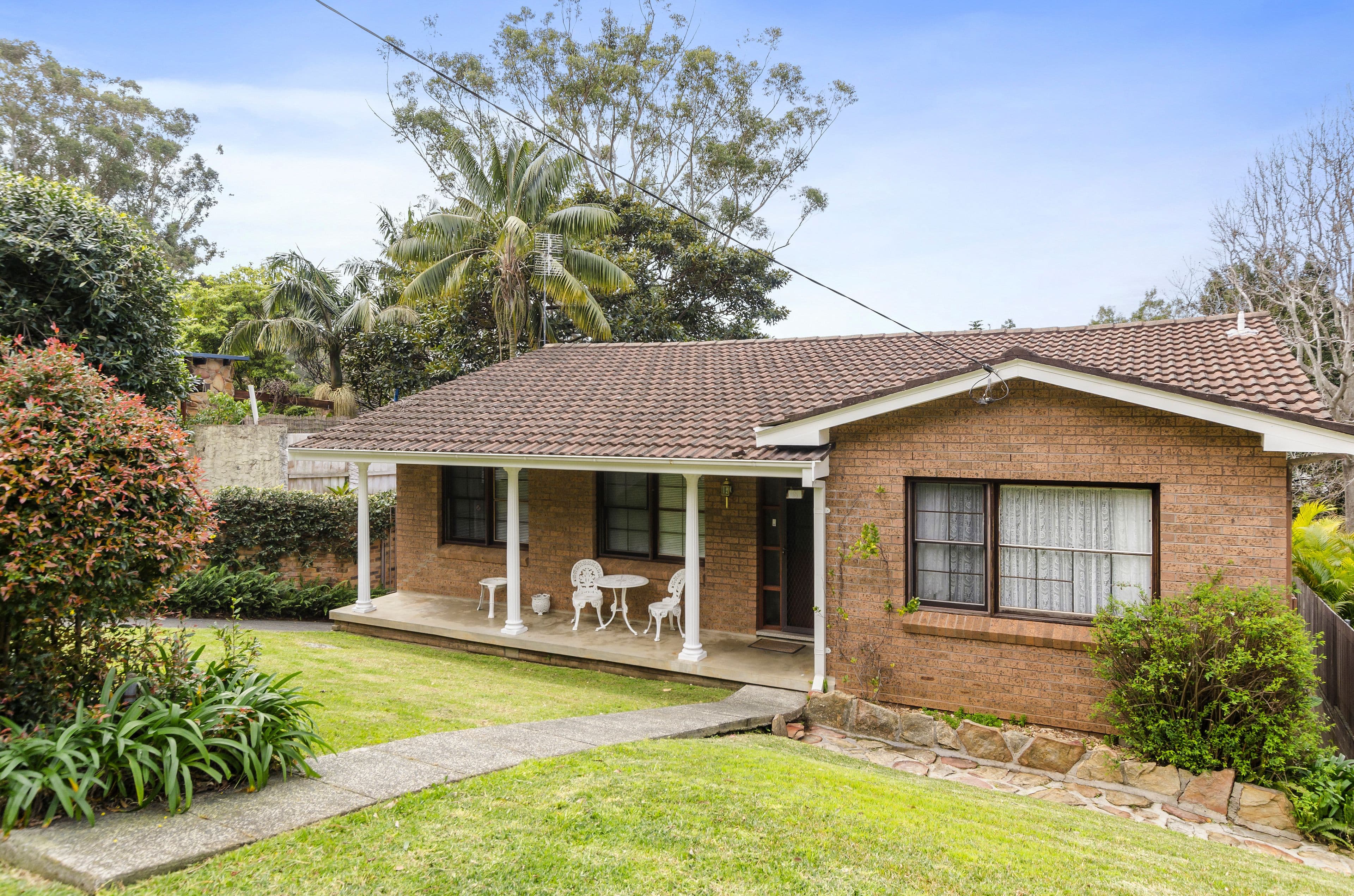 5 Treetop Glen, Thirroul - Image 1