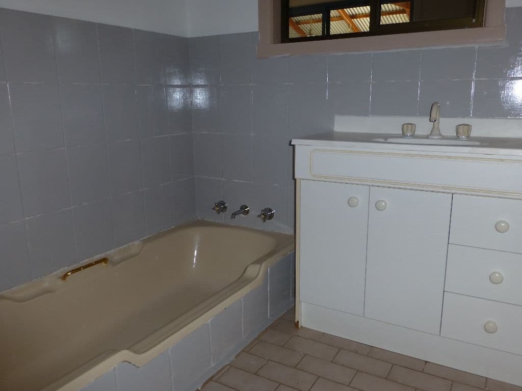 44 Goulburn Road, ECHUCA VIC 3564, Echuca - Thumbnail 7