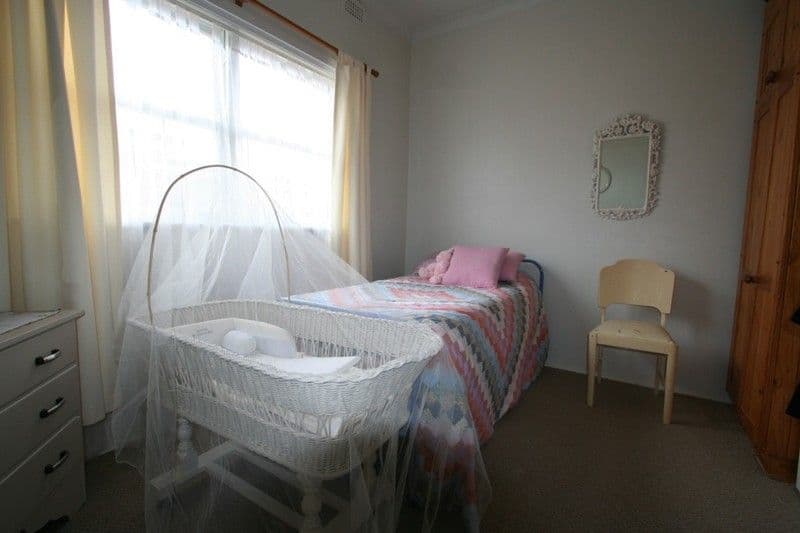 111 Douglas Street, TENTERFIELD NSW 2372, Tenterfield - Thumbnail 7