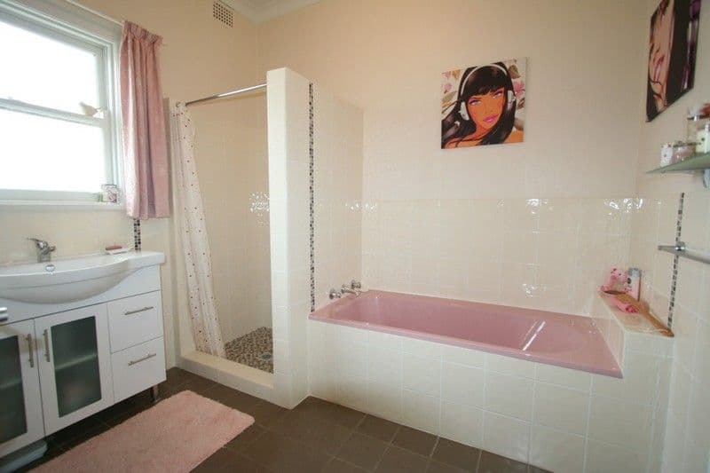 111 Douglas Street, TENTERFIELD NSW 2372, Tenterfield - Thumbnail 8