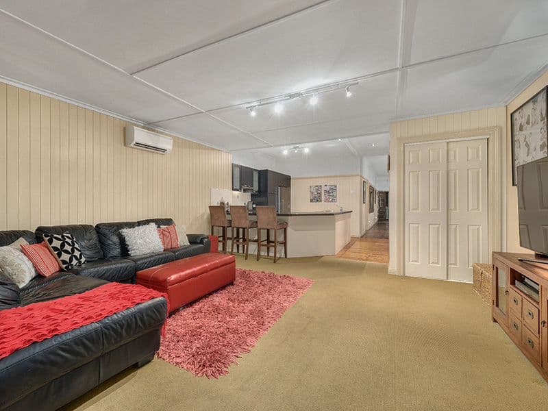 26 Brisbane Avenue, Camp Hill QLD 4152, Camp Hill - Thumbnail 8