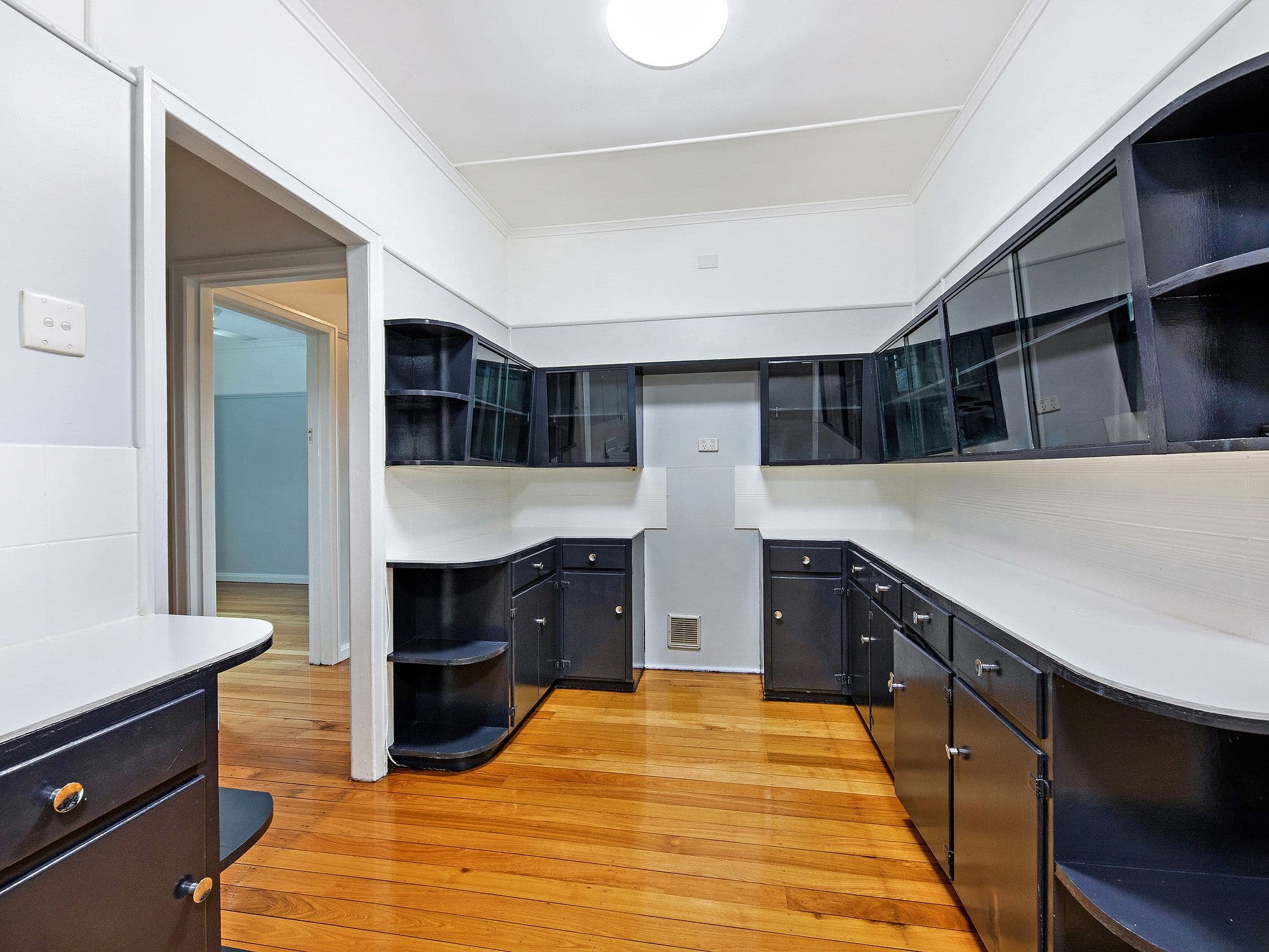 51 Clifton Street, Booval QLD 4304, Booval - Thumbnail 7