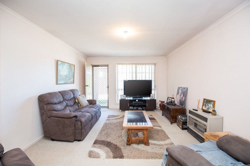 18 Underwood Avenue, Mount Gambier SA 5290, Mount Gambier - Thumbnail 2