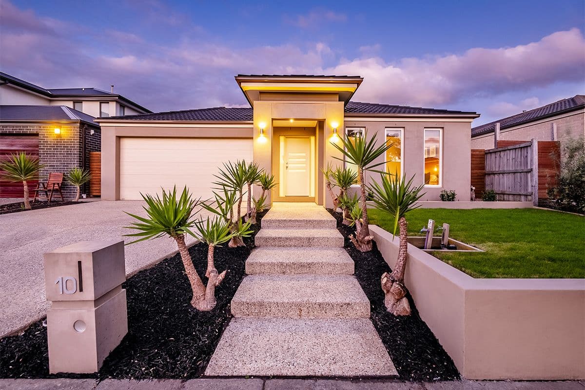 10 Colendy Close, Lyndhurst VIC 3975, Lyndhurst - Image 1