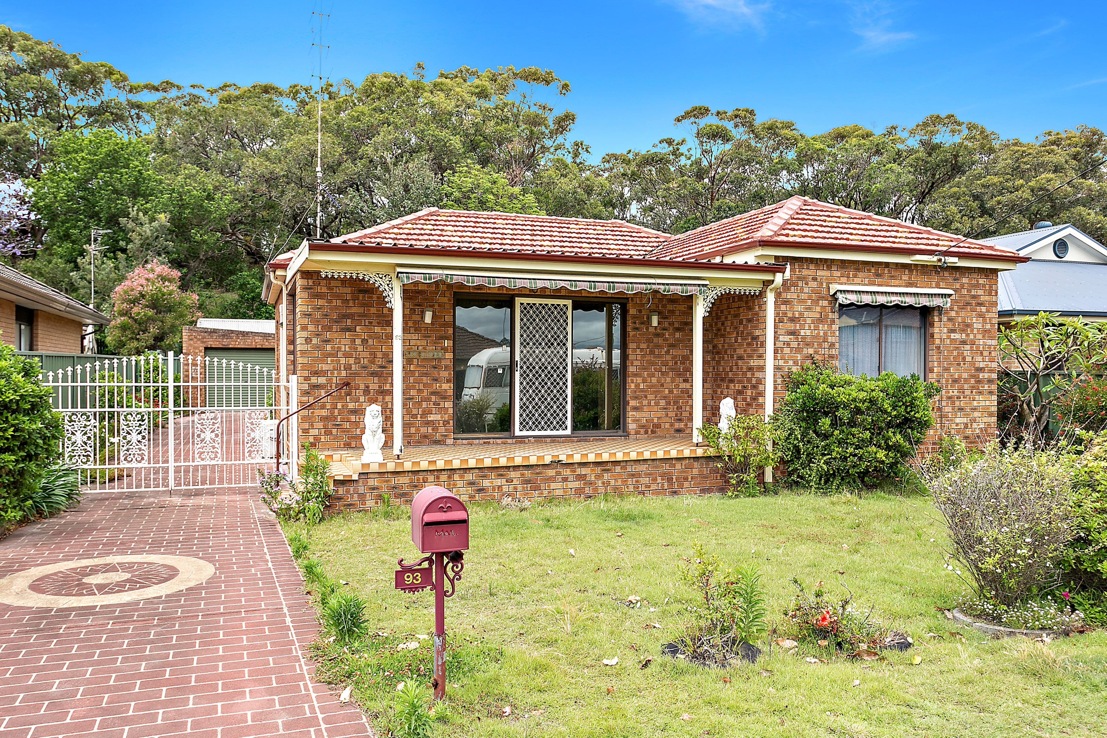 93 Ocean Street, Windang - Thumbnail 2