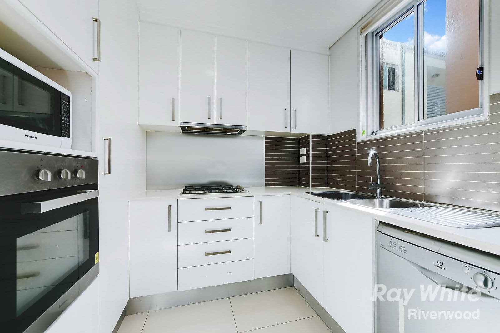 25 Leslie Street, Roselands NSW 2196, Roselands - Thumbnail 4