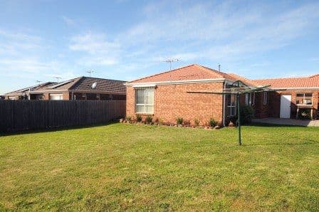 13 Lady Penrhyn Drive, WYNDHAM VALE VIC 3024, Wyndham Vale - Thumbnail 5