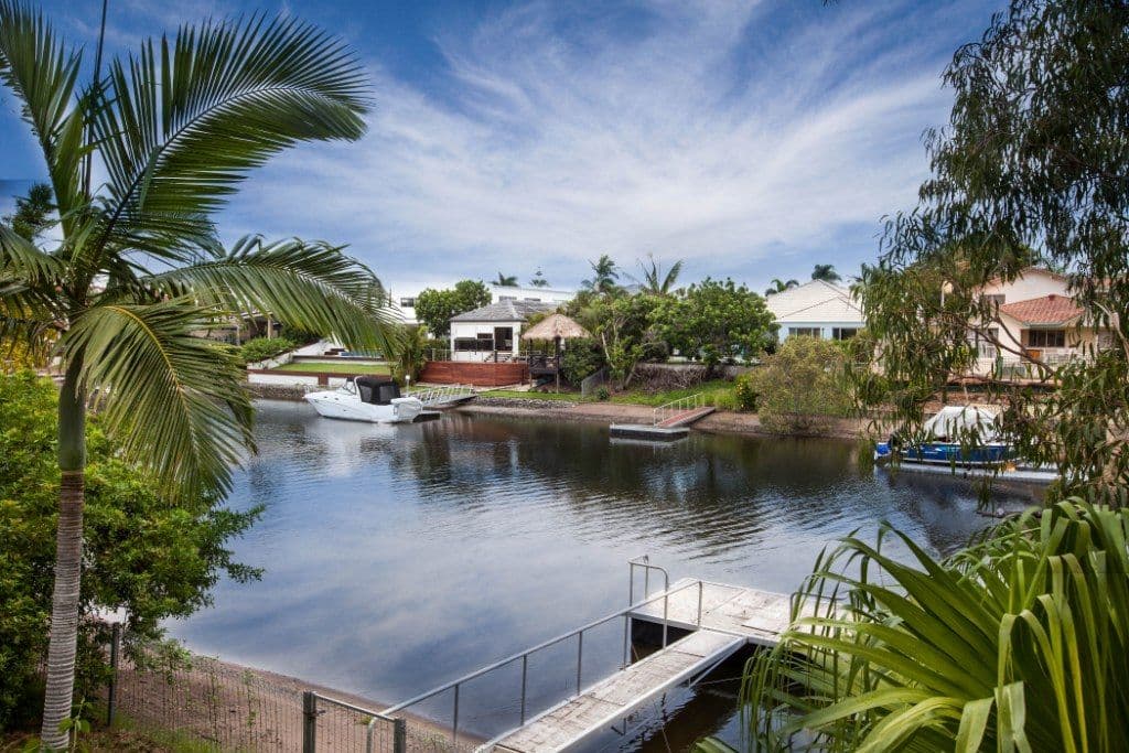 27 Platypus Avenue, SORRENTO QLD 4217, Sorrento - Thumbnail 4