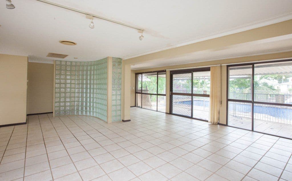 27 Platypus Avenue, SORRENTO QLD 4217, Sorrento - Thumbnail 5