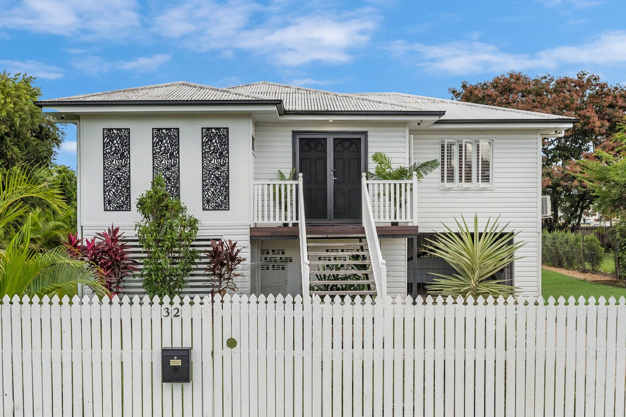32 Cooper Street, Currajong QLD 4812, Currajong - Image 1