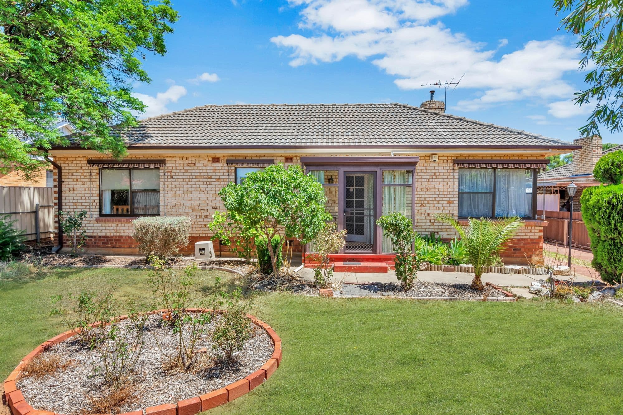 6 Winklebury Road, Elizabeth Vale SA 5112, Elizabeth Vale - Thumbnail 2
