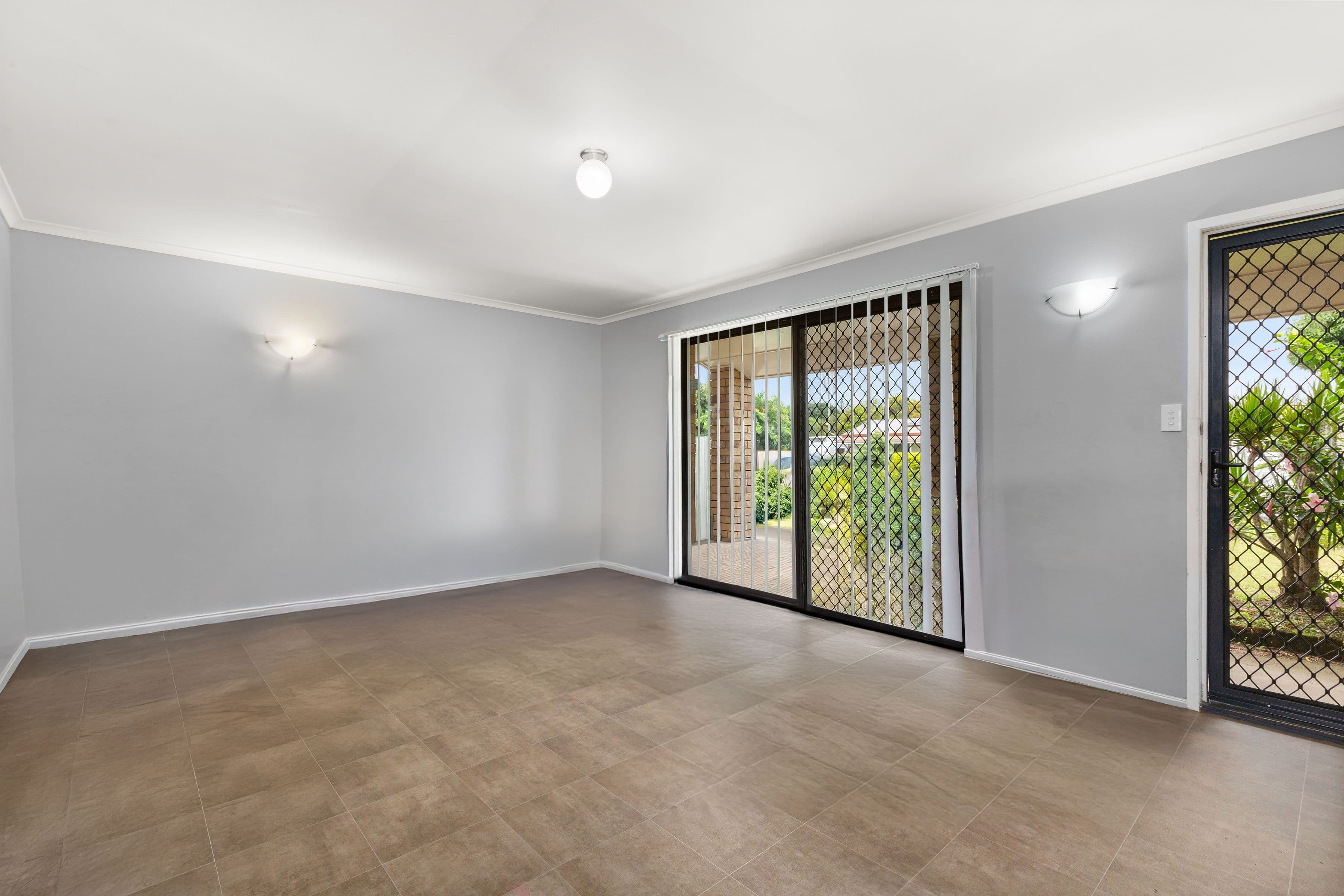 9 Lawson Street, Caboolture QLD 4510, Caboolture - Thumbnail 4