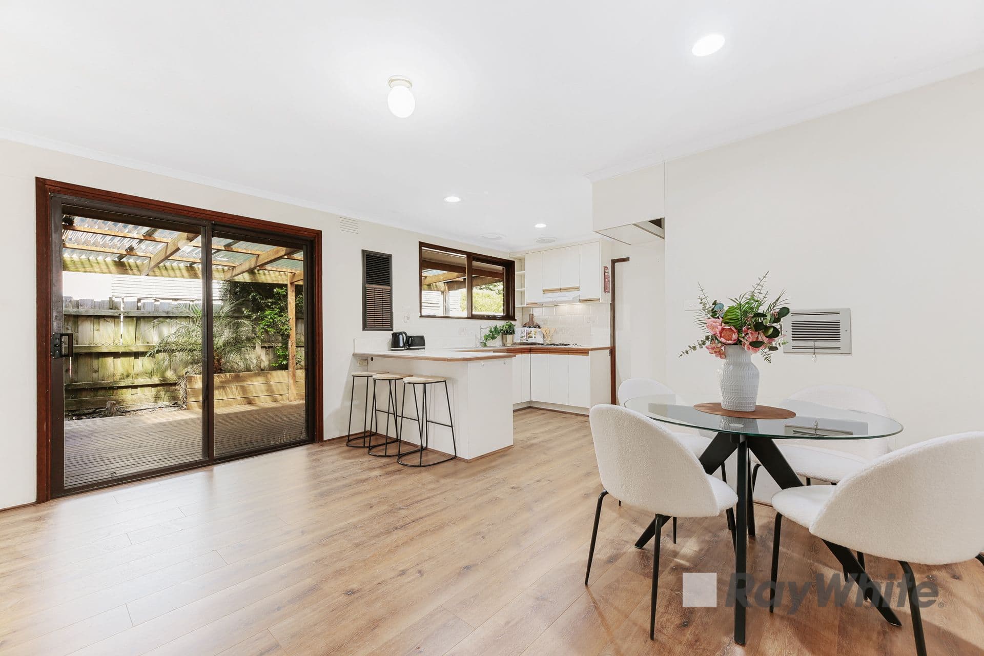 2 Wild Court, Endeavour Hills VIC 3802, Endeavour Hills - Thumbnail 4