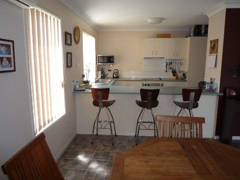 15 Madasin Close, ARUNDEL QLD 4214, Arundel - Thumbnail 2