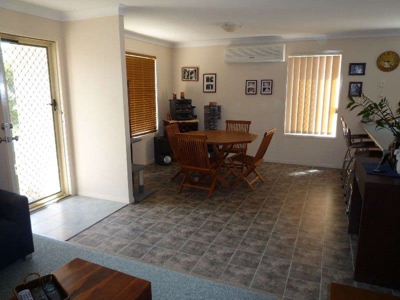 15 Madasin Close, ARUNDEL QLD 4214, Arundel - Thumbnail 3