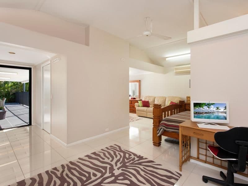 97 Scrub Road, Carindale QLD 4152, Carindale - Thumbnail 5