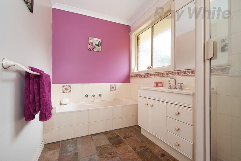 14 COMMERFORD Place, Chirnside Park VIC 3116, Chirnside Park - Thumbnail 5