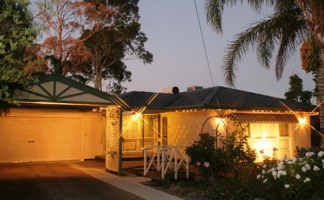 10 Dominic Crescent, MORPHETT VALE SA 5162, Morphett Vale - Thumbnail 2