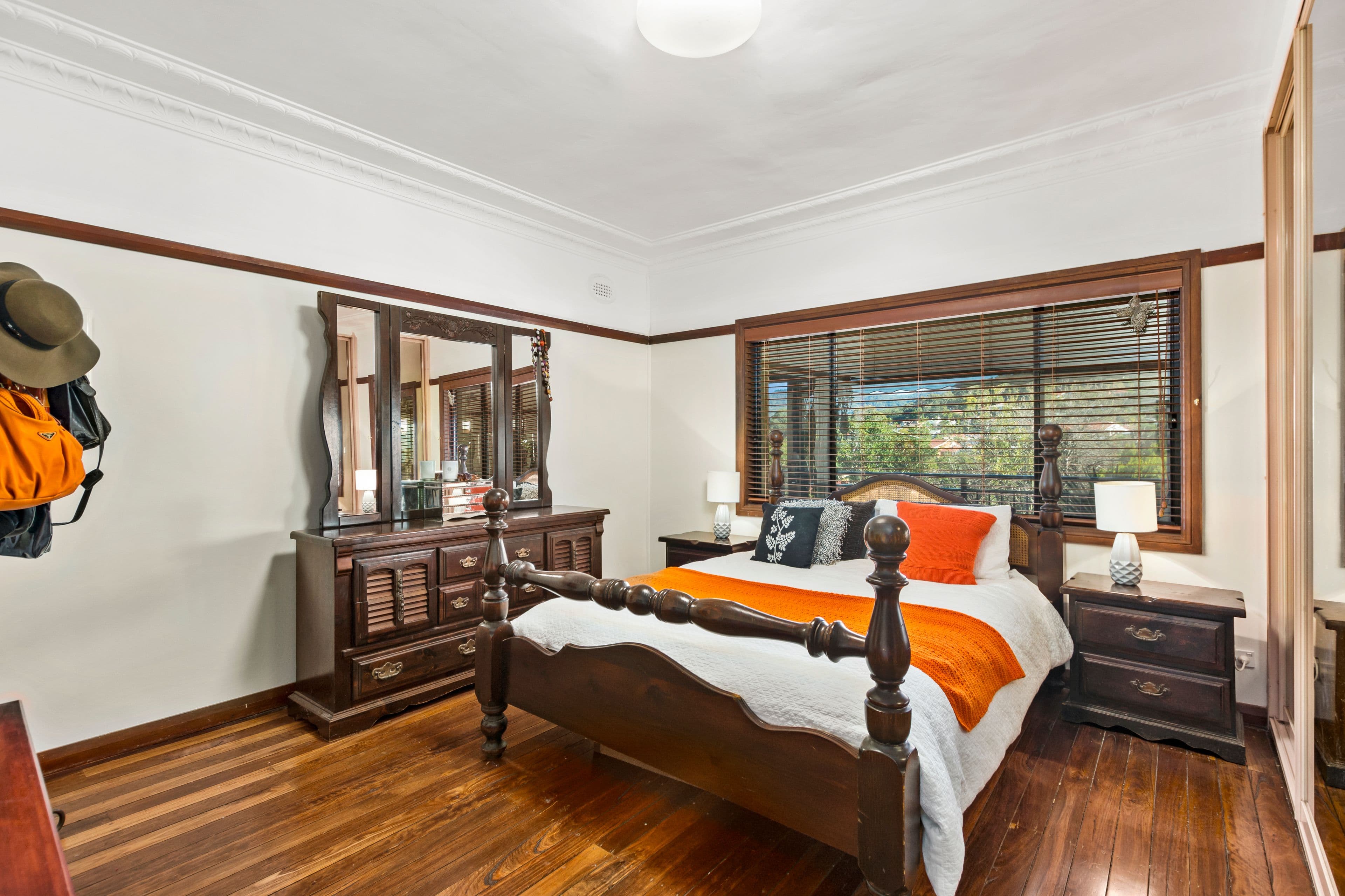 23 Bloomfield Avenue, Corrimal - Thumbnail 4