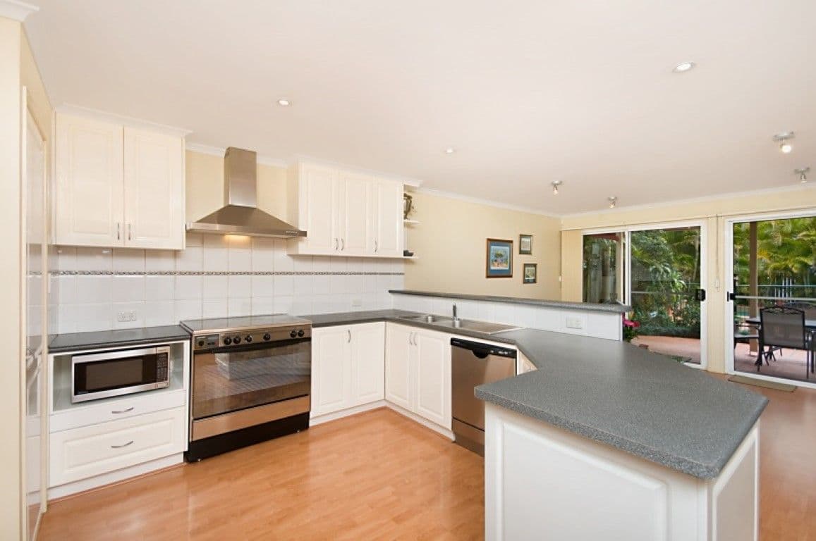 22 Weinholt Street, Sherwood QLD 4075, Sherwood - Thumbnail 2