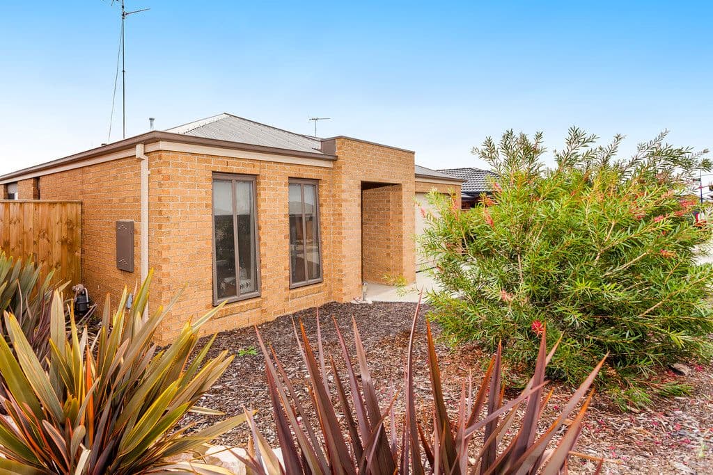17 Hillclimb Drive, LEOPOLD VIC 3224, Leopold - Thumbnail 2