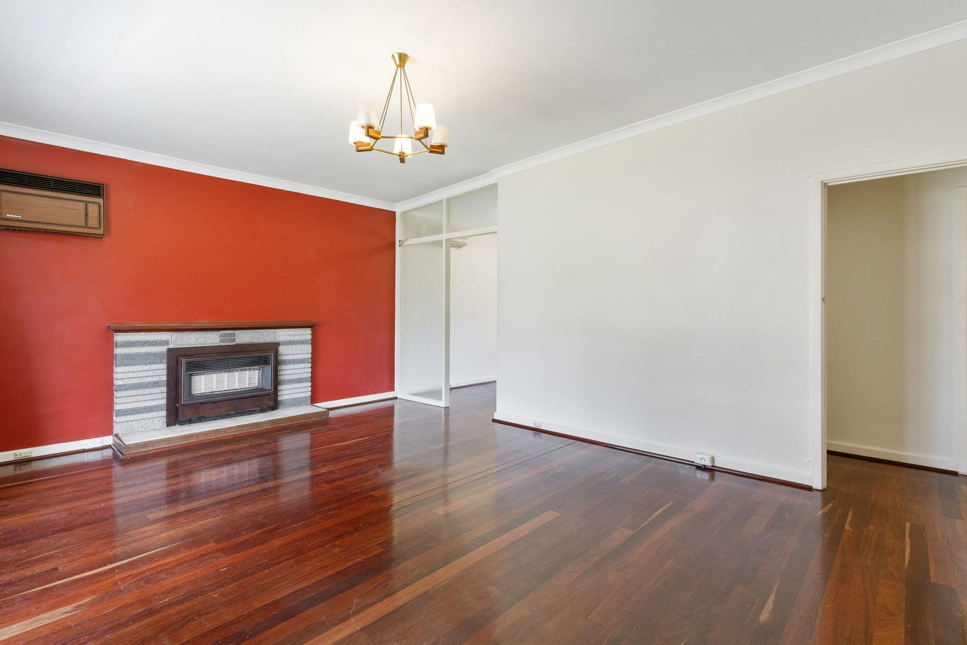 10 Wendron Street, Cloverdale WA 6105, Cloverdale - Thumbnail 3