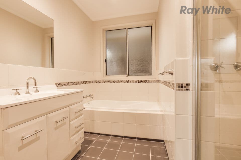 40 Aldergate Crescent, Kings Park VIC 3021, Kings Park - Thumbnail 4